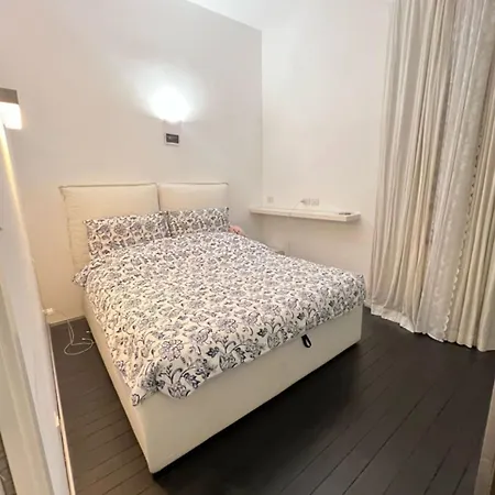 Vatican 3th Floor Apartmán