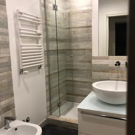 Vatican 3th Floor 公寓 *